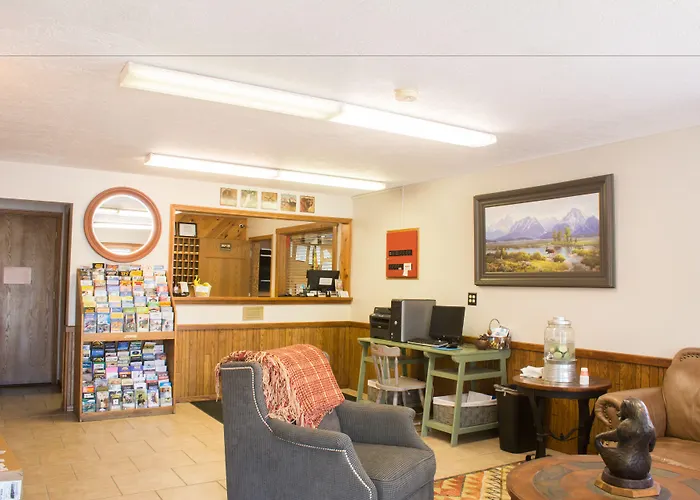Flat Creek Inn